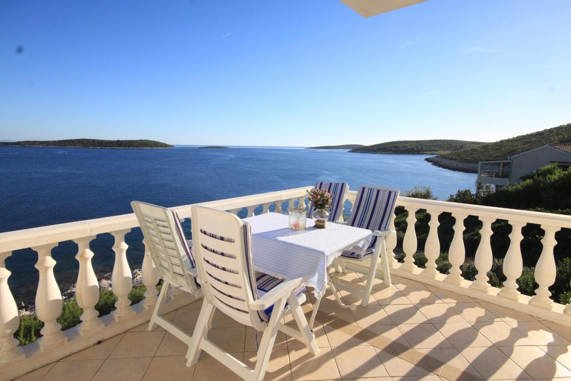 Apartments By The Sea Milna, Vis - 8944 Exterior photo